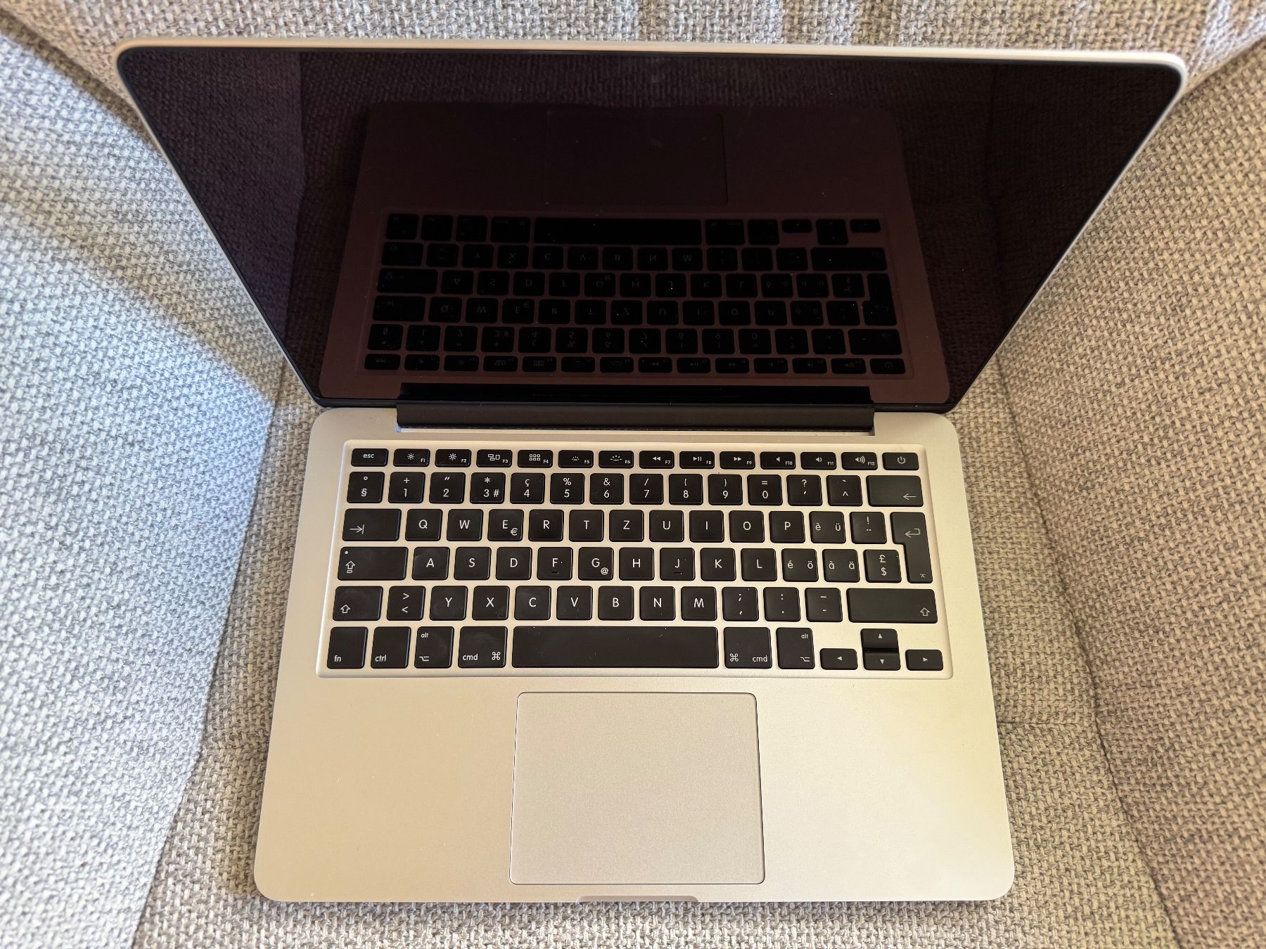 Apple Portables: MacBook Pro 13 – Défectueux à Adliswil par Busys