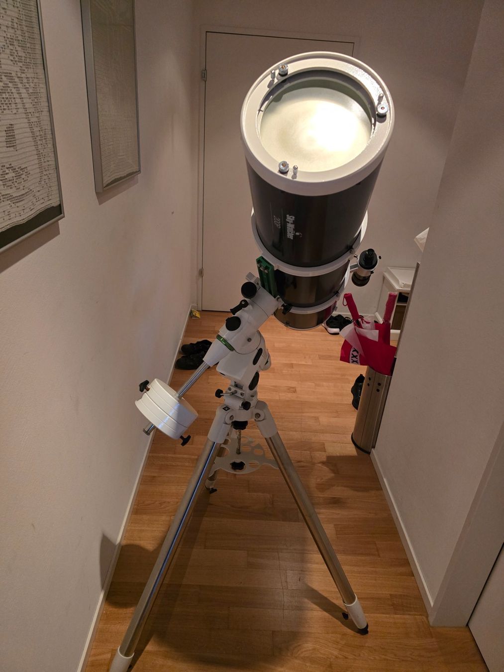 Sky-Watcher Telescopi: Skywatcher Teleskop N 200/1000 Explorer 200P EQ5 Set – Nuovo (secondo la descrizione) da Dietikon venduto da war_wdt5 1