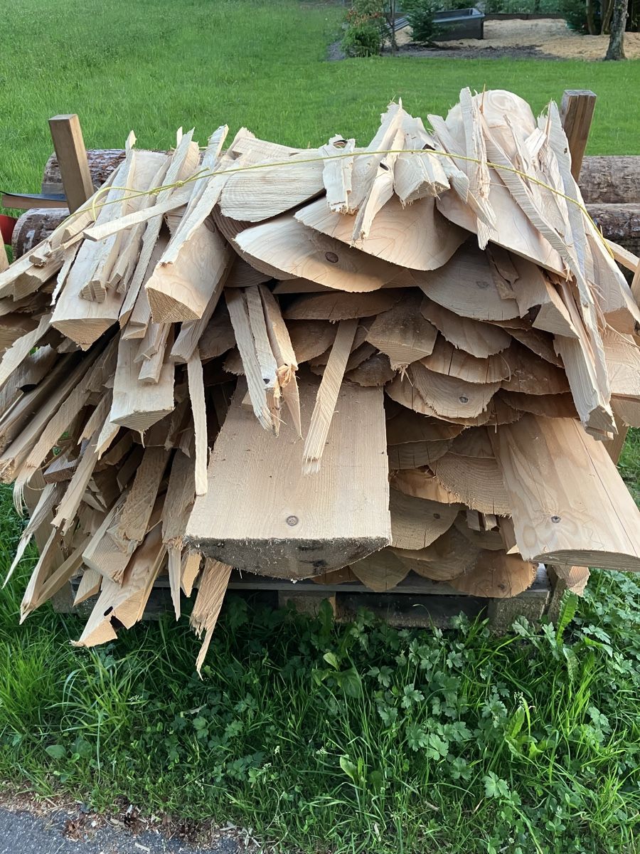 Articles en bois: Brennholz- Abschnitte – D'occasion à Thunstetten par Sugus025
