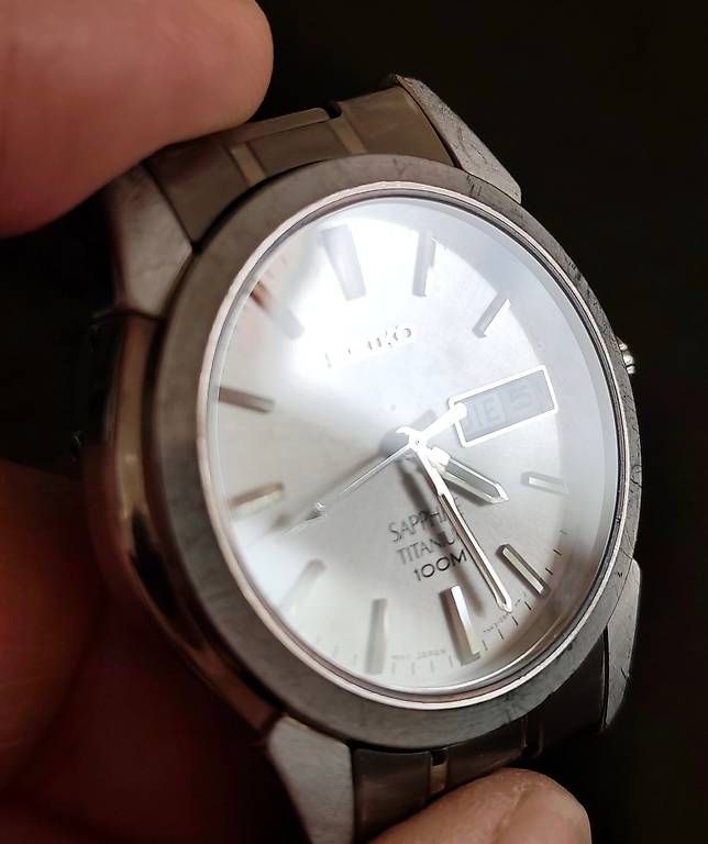 Seiko Orologi: Seiko Sapphire Titanium 100 M - neue Batterie – Usato da Zürich venduto da yru_ms5j 1