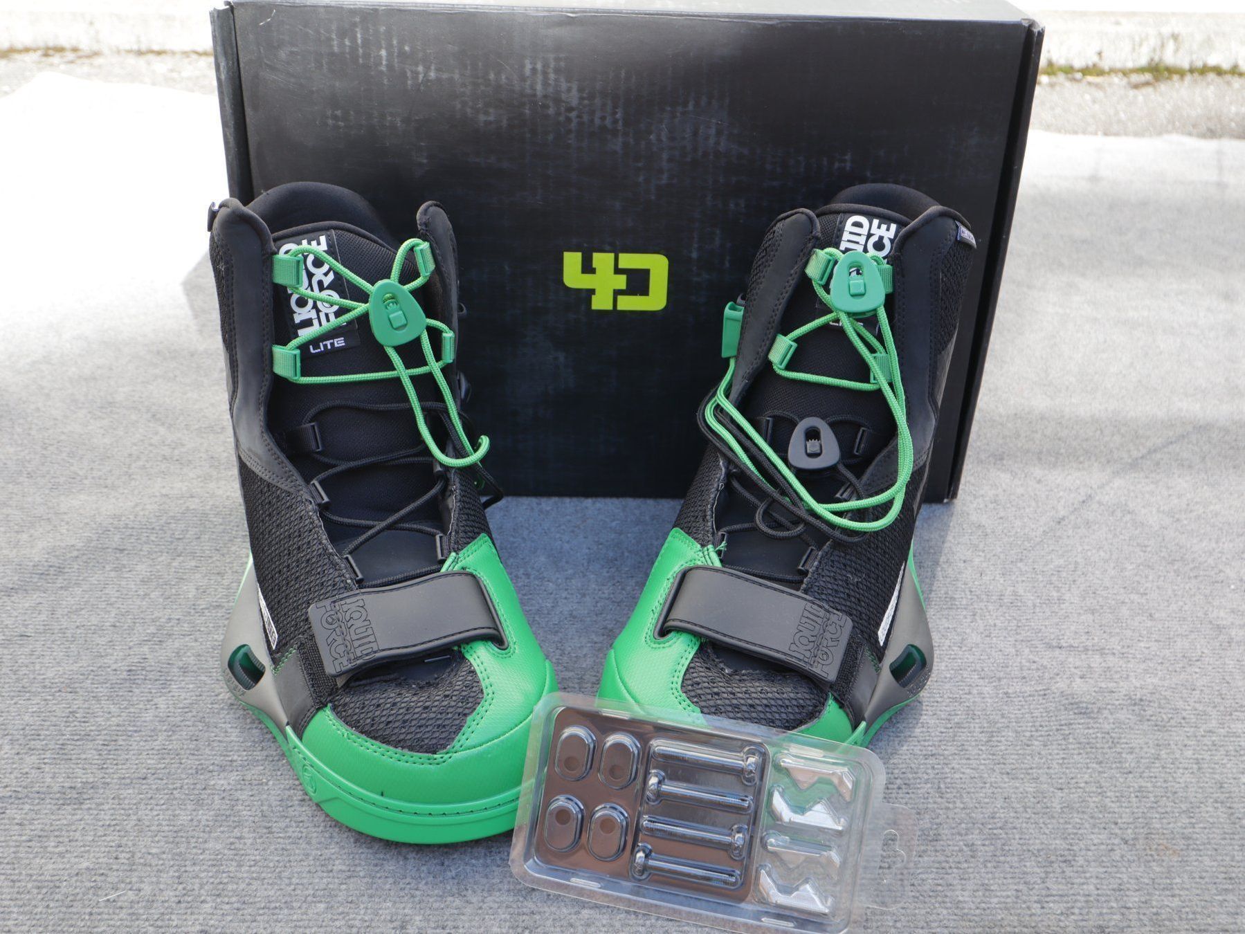 Scarpe da uomo: Wakeboardboots Liquid Force – Nuovo (secondo la descrizione) da Lenzburg venduto da Threesixty