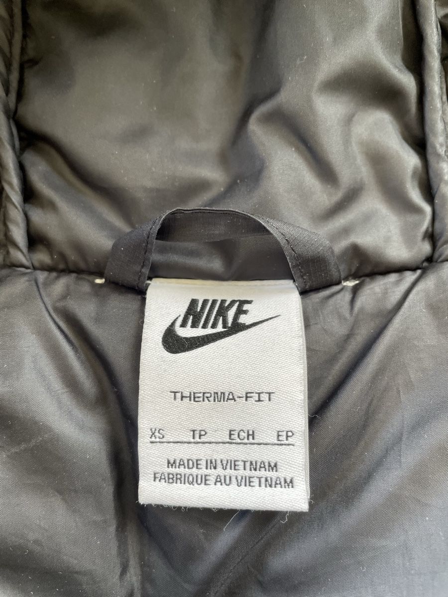 Nike Jacken: Jacke Original Nike Therma Fit – Gebraucht aus Zürich von piervier4 3