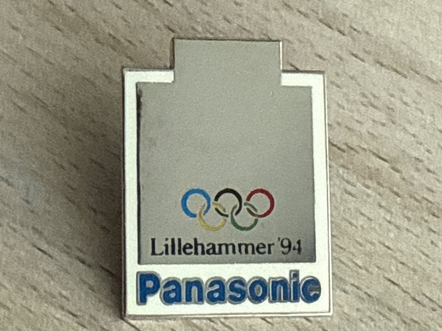Placchette & Badge: Pin Olympia Lillehammer 94 Panasonic – Usato da Glattbrugg venduto da Schweigmatt