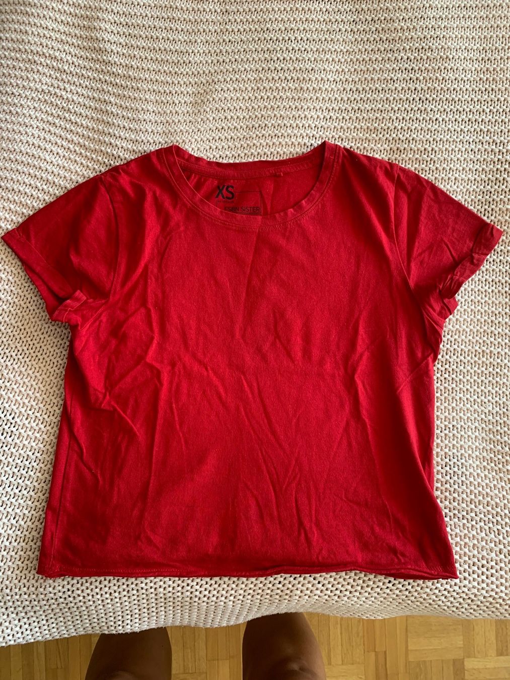 T-shirt: T-shirt rouge – Usato da Montreux venduto da Iza_81199