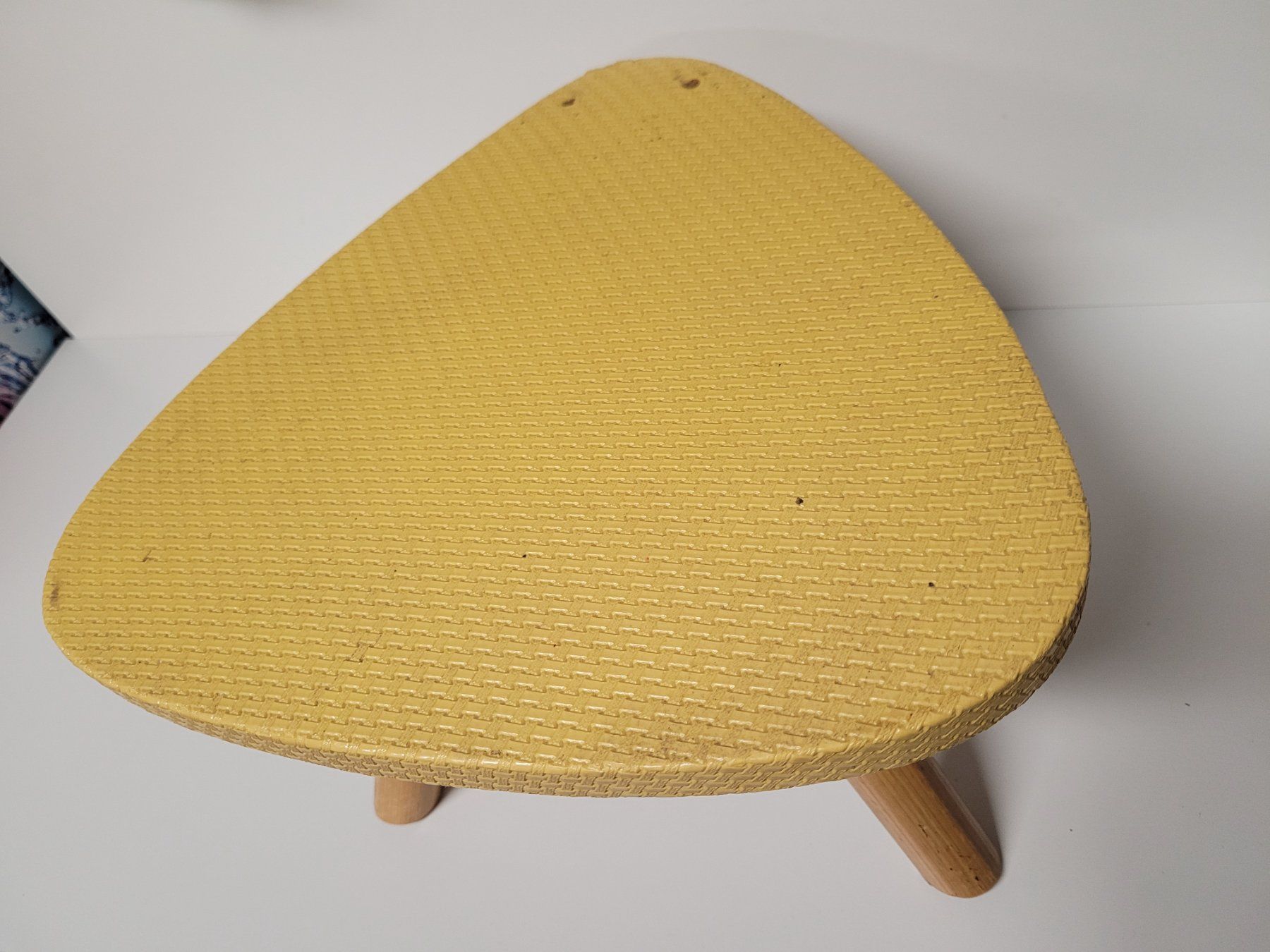 Hocker: Vintage Dreibein - Hocker Blumenhocker – Gebraucht aus Zofingen von Loop_ReSale 6