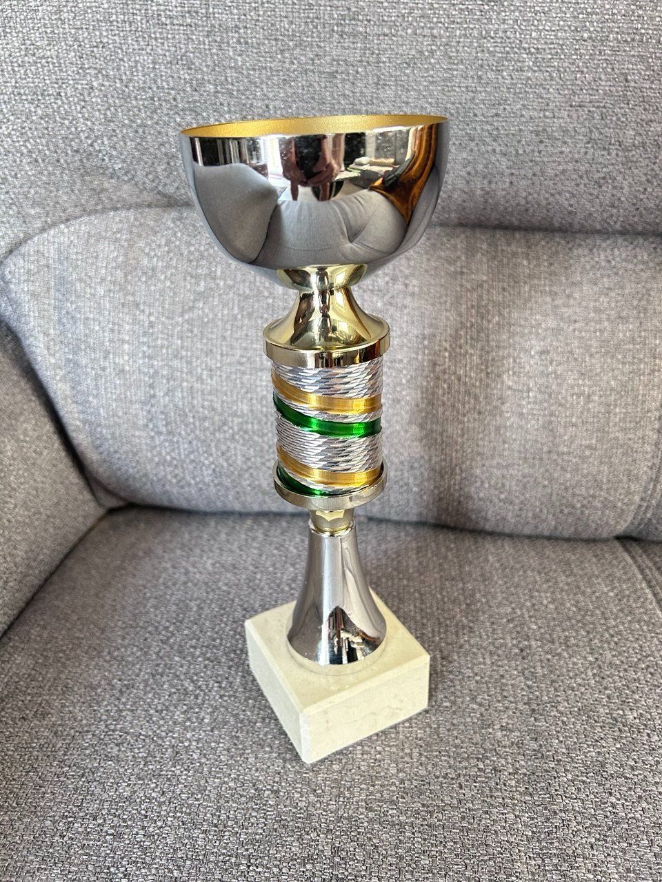 Altre raccolte & rarità: Trofeo coppa neutra da personalizzare - 23 cm – Usato da Giubiasco venduto da LorisVale 2