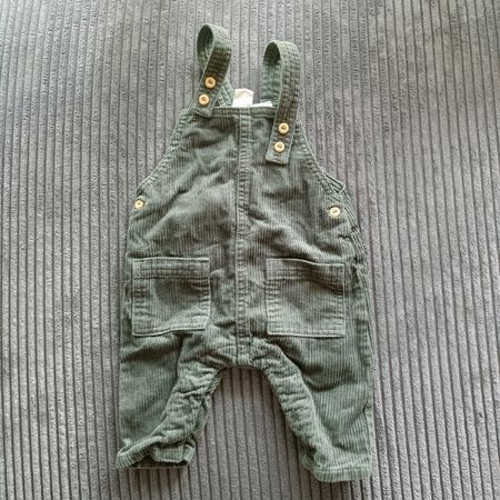 Latzhose Grösse 62