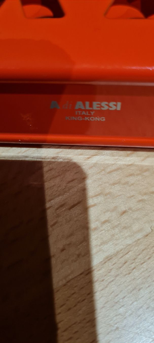 Alessi Altro in Stoviglie & Bicchieri: Alessi Serviettenständer  neu Rot! – Nuovo (secondo la descrizione) da Münsingen venduto da Cuci31 2