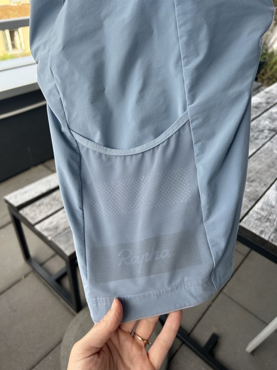 Rapha Kleiderpakete: Rapha Women's Lightweight Cargo Bib Shorts size S – Gebraucht aus Zürich von Nugteren 4
