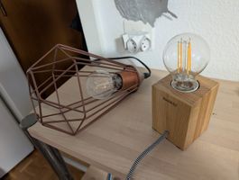 2 Tischlampen E27 inkl. LED-Birnen – Holz & Metall