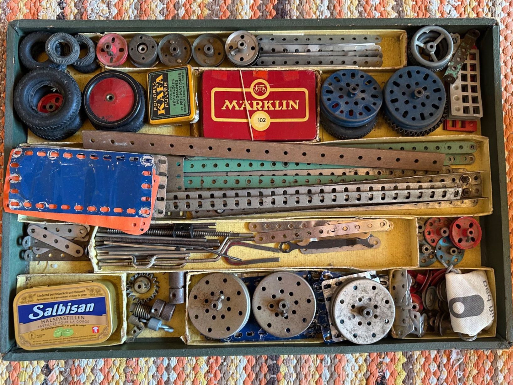 Kit di costruzioni: Metallbaukasten Märklin 102 – Usato da Zürich venduto da ruedigg 1