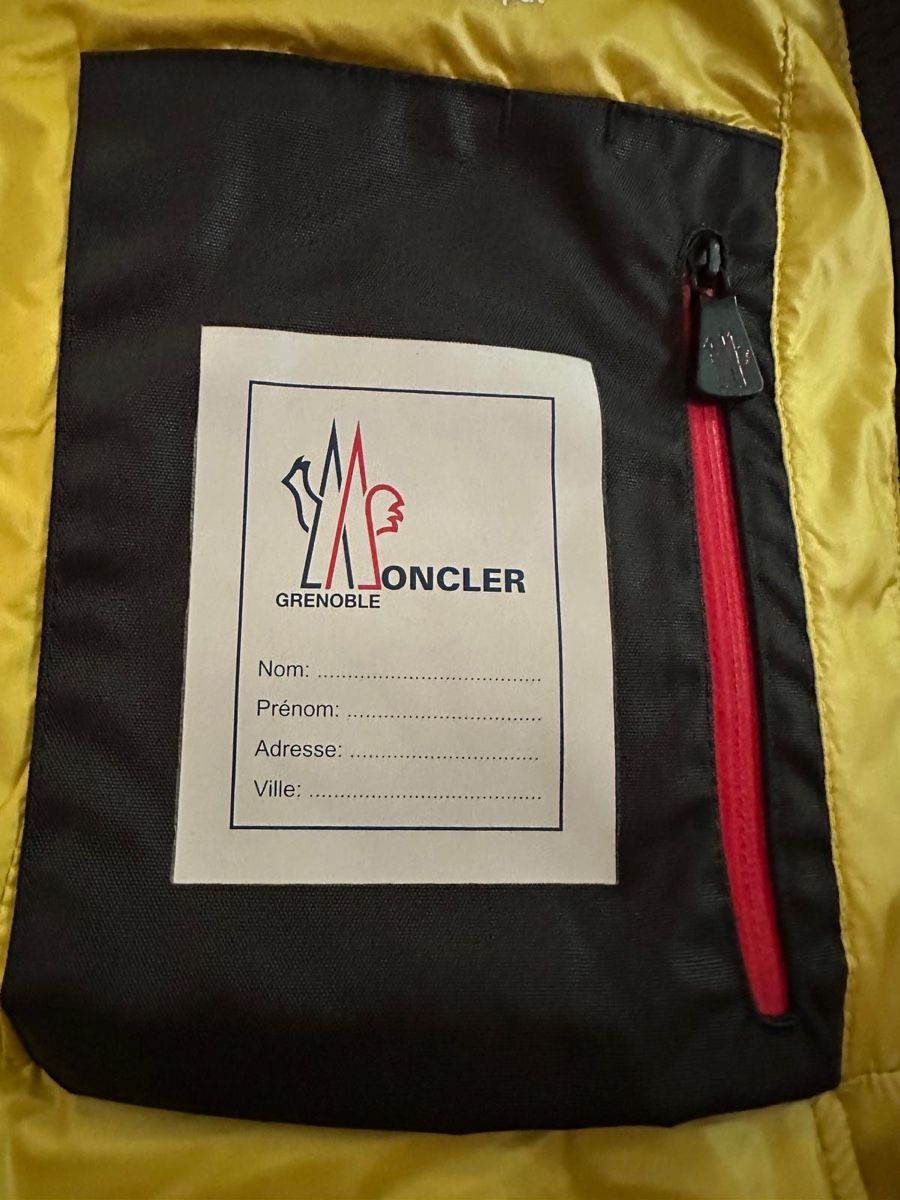 Moncler Vestes: Moncler Daunenjacke – Neuf (Voir description) à Binningen par Yuliya15 2