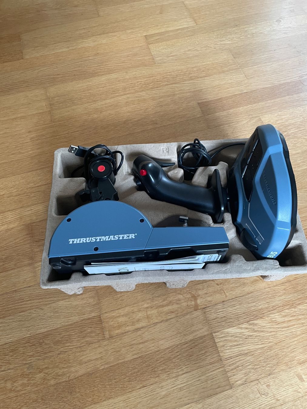 Thrustmaster Controller: Thrustmaster TCA Officer Pack Airbus Edition, top Zustand – Usato da Küsnacht ZH venduto da burningfish 2