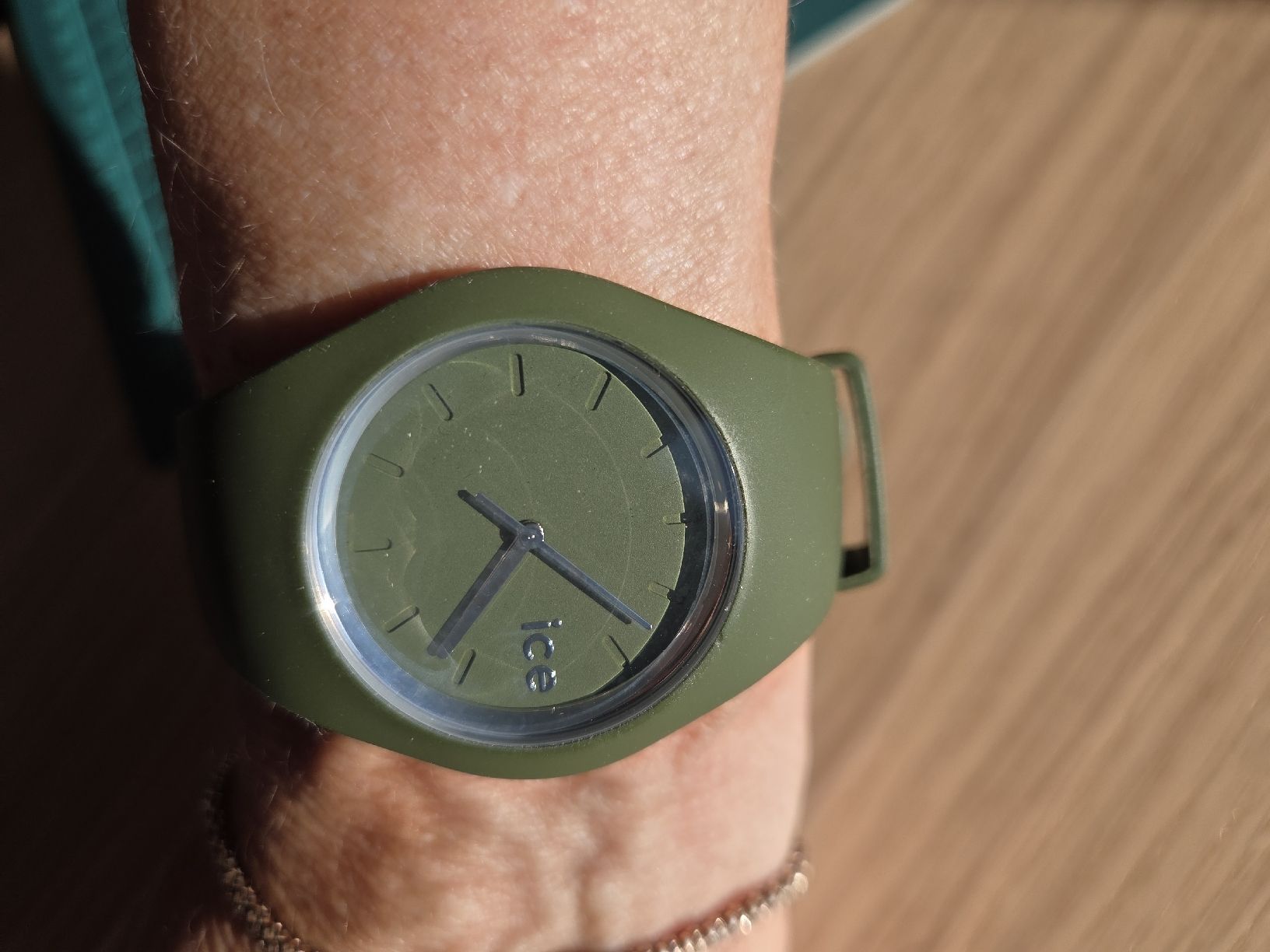 Ice watch Orologi: montre swatch ice – Nuovo (secondo la descrizione) da La Rippe venduto da SophieU 2