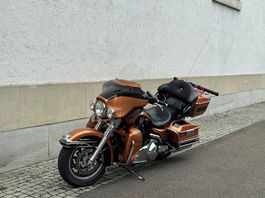 HD Electra Glide 105th ann., Service, MFK und viel Zubehör