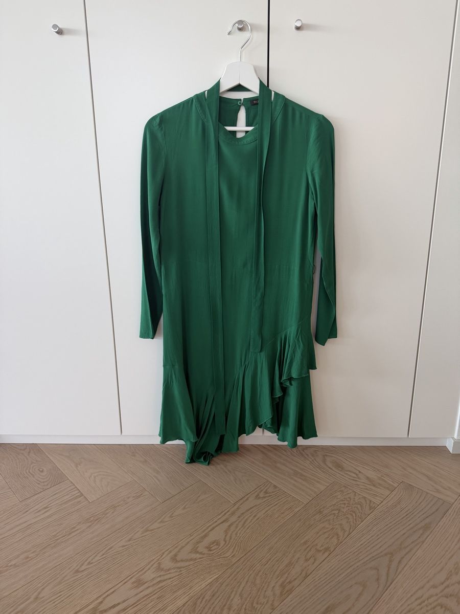 Maje Vestiti: Grünes Kleid von Maje Gr.1 – Nuovo (secondo la descrizione) da Horgen venduto da Christina93Jolina 1
