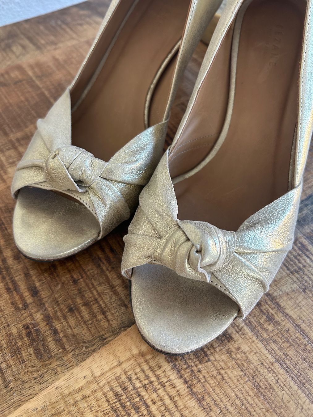 Scarpe da donna: Sézane Gold Ledersandalen Grösse 40 – Usato da Illnau venduto da Monkky 5