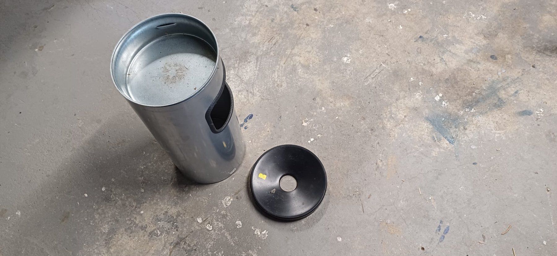 Aschenbecher: Cendrier/Aschenbecher der Perfekte ,solide stand!Pause Göhnt – Neu (gemäss Beschreibung) aus Payerne von jea_m6nb 2