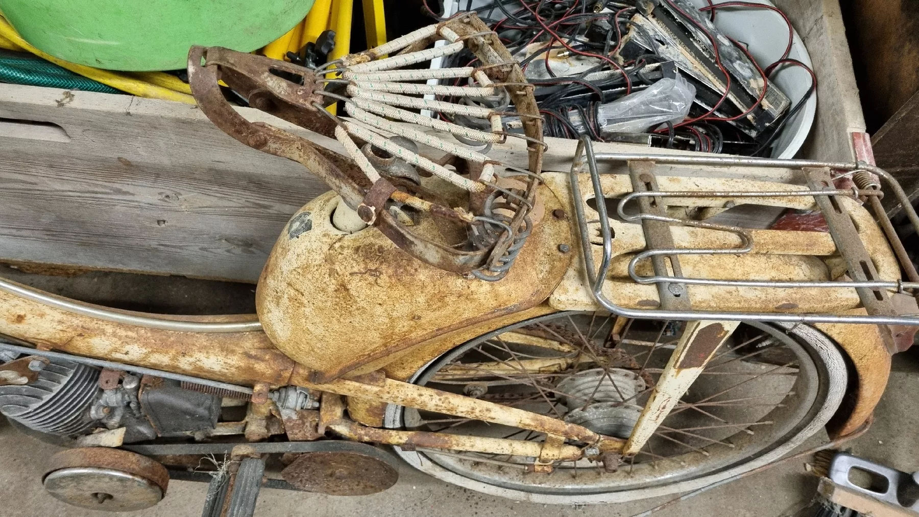 Ciclomotori: Motobecane Mofa Oldtimer – Difettoso da Oberentfelden venduto da Myri13 5