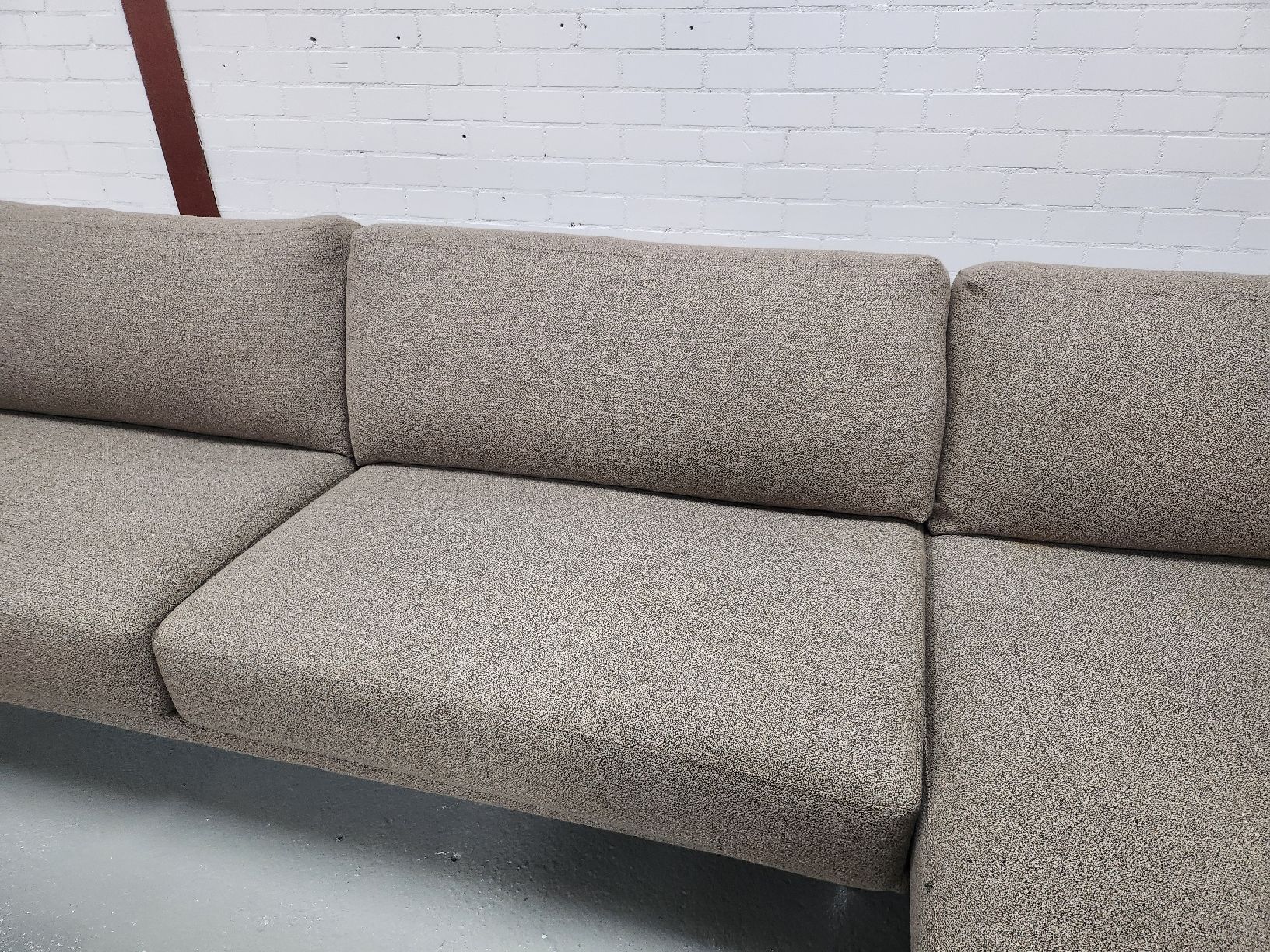 Leolux Sofas: Leolux – Bellice Ecksofa + Hocker – Wie neu – Gebraucht aus Nijmegen von HermsenDesign 6