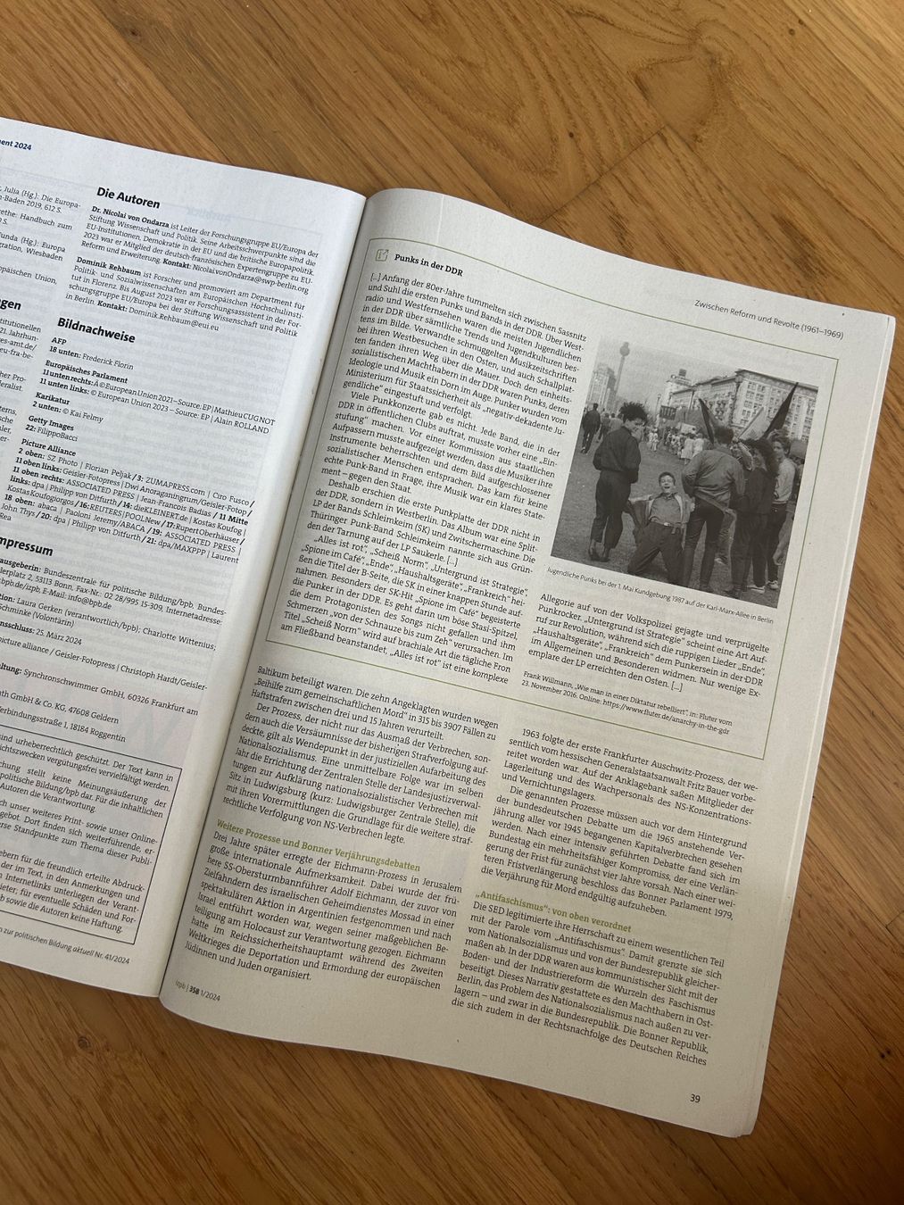 Riviste & Magazine: Gemeinsame Deutsche Nachkreigsgeschichte bpb – Nuovo (secondo la descrizione) da Wabern venduto da belka72 1