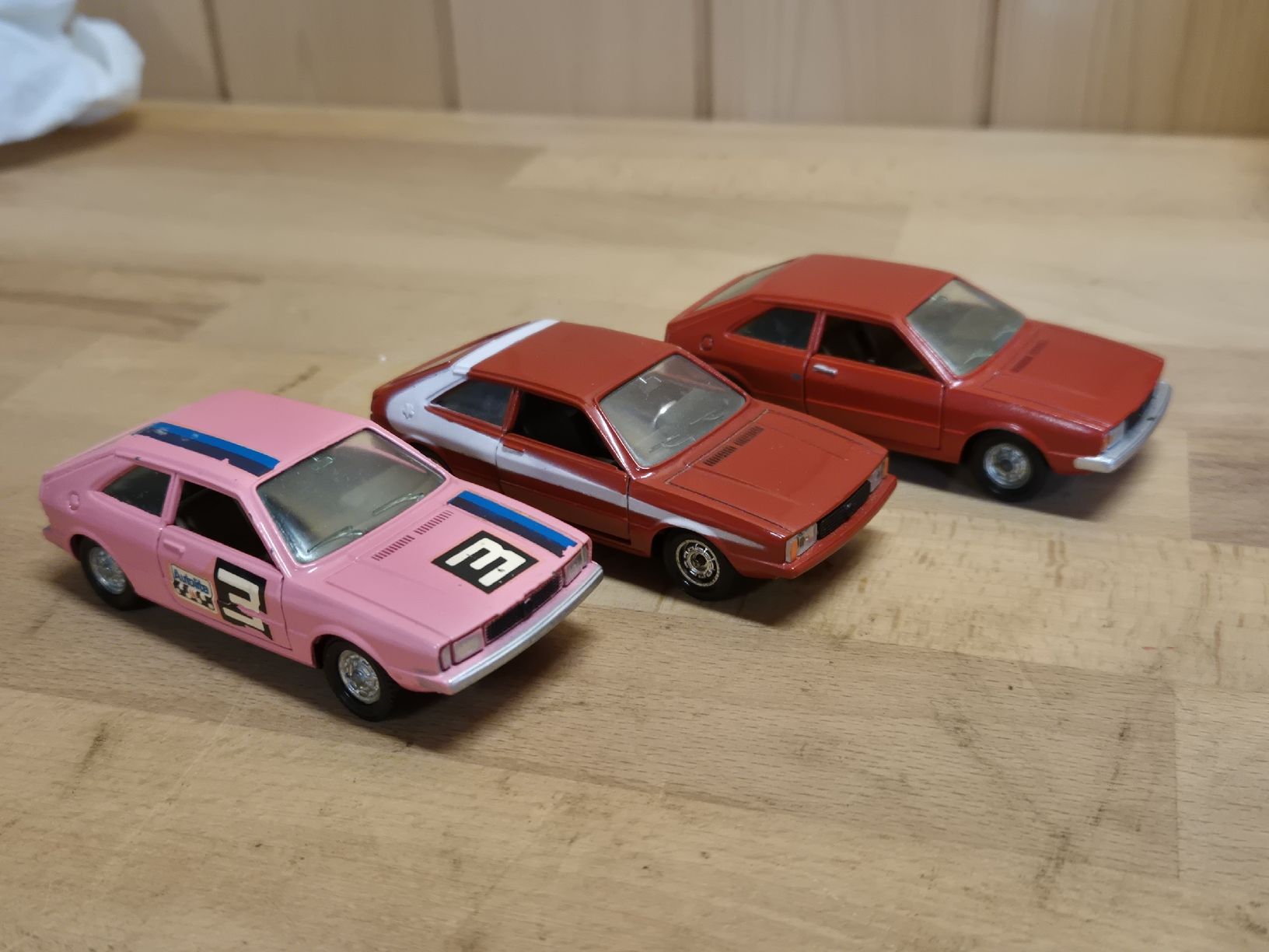 Volkswagen Modellini d'auto: 3 Pilen VW Scirocco 1 Modellautos, verschieden Farben – Usato da Kirchberg SG venduto da Karmann53
