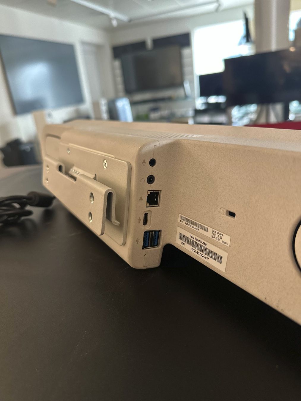 Polycom Webcams: Poly Studio X50 Videobar guter Zustand – D'occasion à Appenzell par 1xRichtig 1