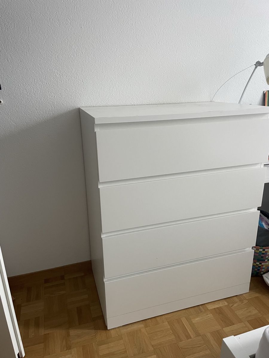 Cassettiere: IKEA Malm Kommode  – Usato da Uster venduto da thabee