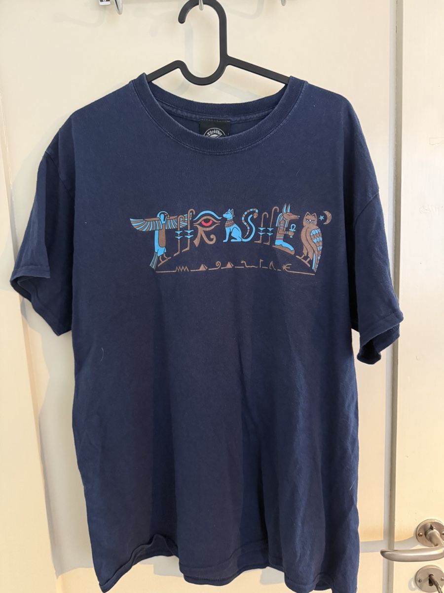 T-Shirts: Thrasher T-Shirt dunkelblau – Gebraucht aus Zürich von golem1234