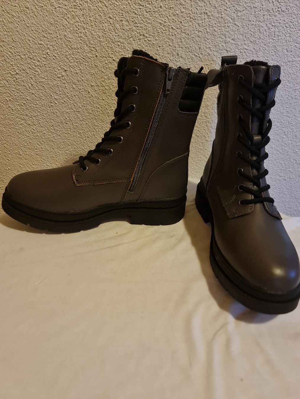 Damenschuhe: Robuste Winterstiefel,  Grösse 39 – Neu und originalverpackt aus triengen von fad_g29d 7