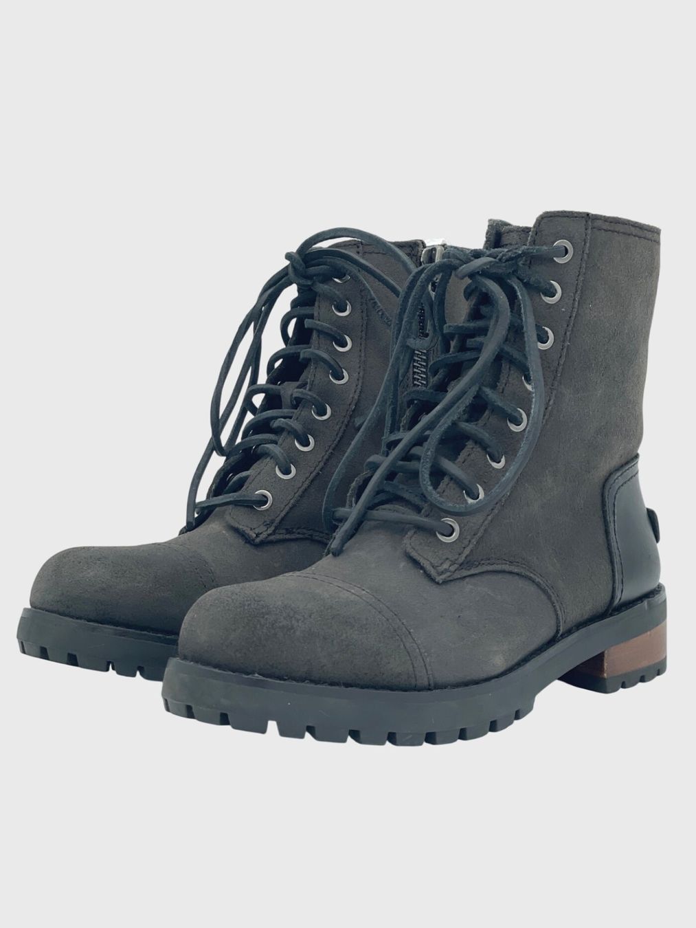 Ugg Scarpe da donna: UGG Kilmer Combat Stiefel EU 36 Grau – Usato da Zürich venduto da shoe_shop 2