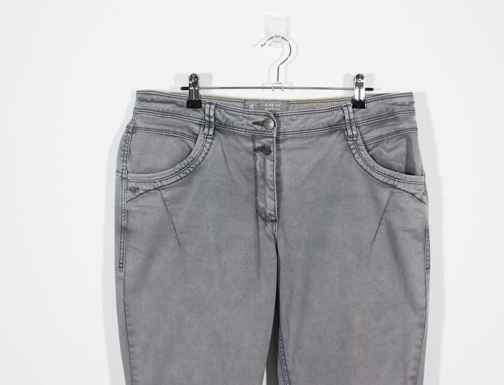 Cecil Jeans: CECIL Jeans New York Gr. 31 – Gebraucht aus Belp von caramel-secondhand 1
