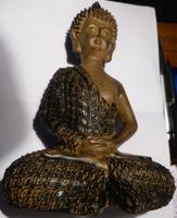 SCHÖNER SITZENDER BUDDHA -2.)--FEIN ZISILIERT--22 CM X 14 CM
