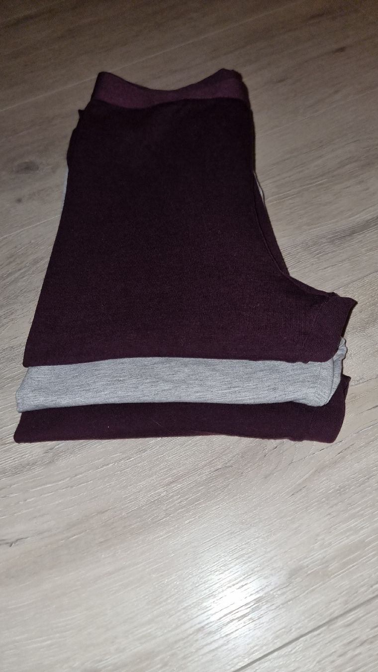 Leggings: 3 kaum getrage bequeme Leggings gr S – Nuovo (secondo la descrizione) da Wigoltingen venduto da Zuckerfee84
