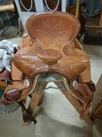 Westernsattel Leder braun mit Verzierungen guter Zustand