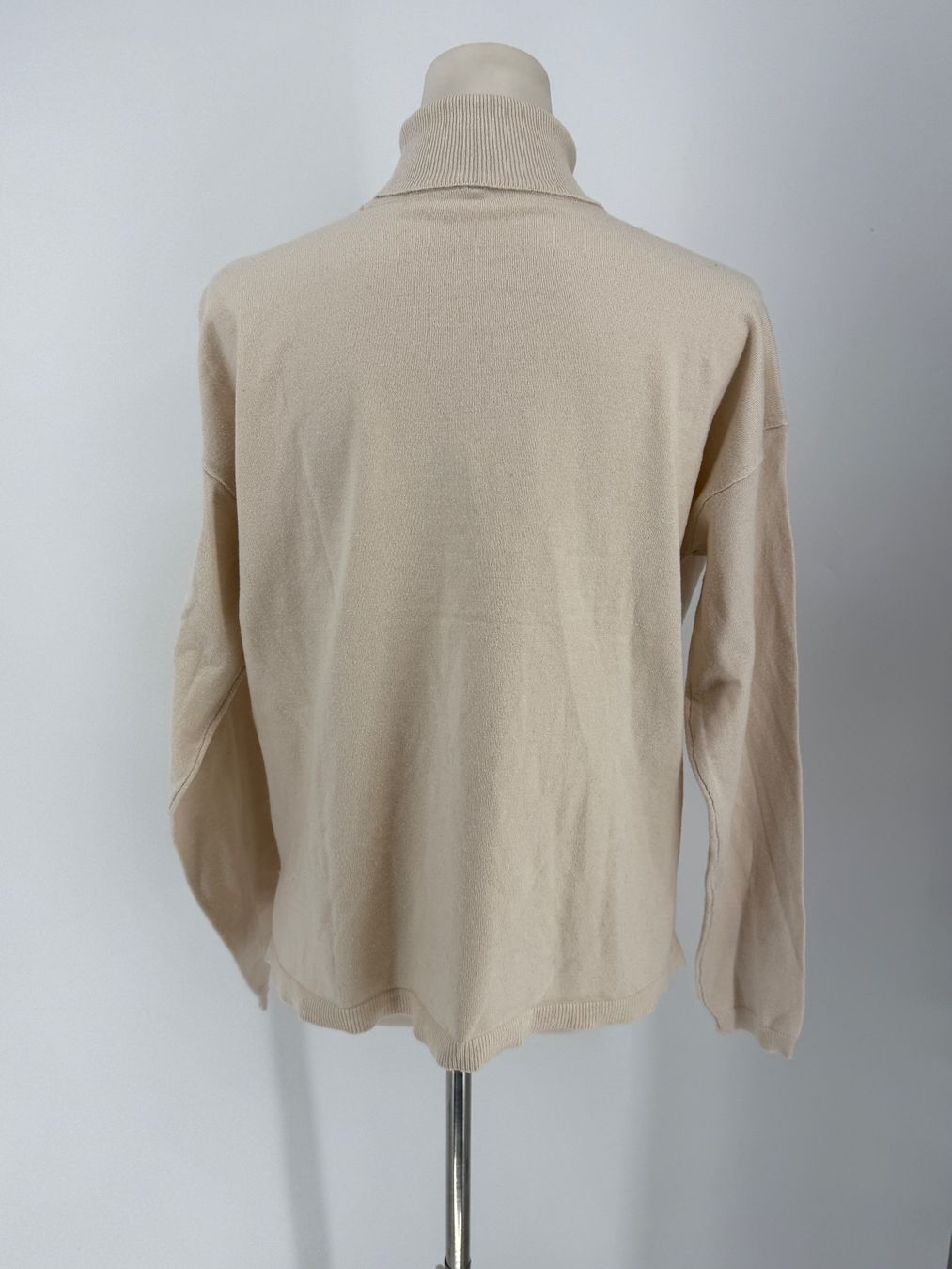 Maglioni & Felpe: Rollkragenpullover Gr. M von Chicorée – Usato da Auenstein venduto da moin. 2