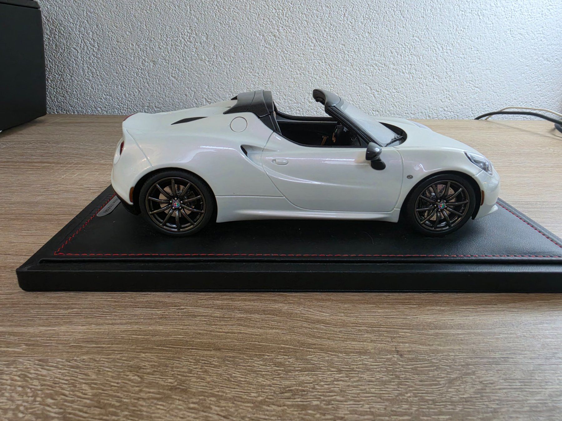 Kit di modellismo & Modellini statici: Alfa Romeo 4C Spider BBR – Nuovo e nell'imballaggio originale da Bellikon venduto da Kekko11 2