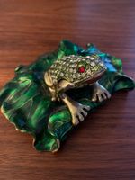 Mini-Schmuckdose Frosch auf Seerosenblatt (Strass & Emaille)