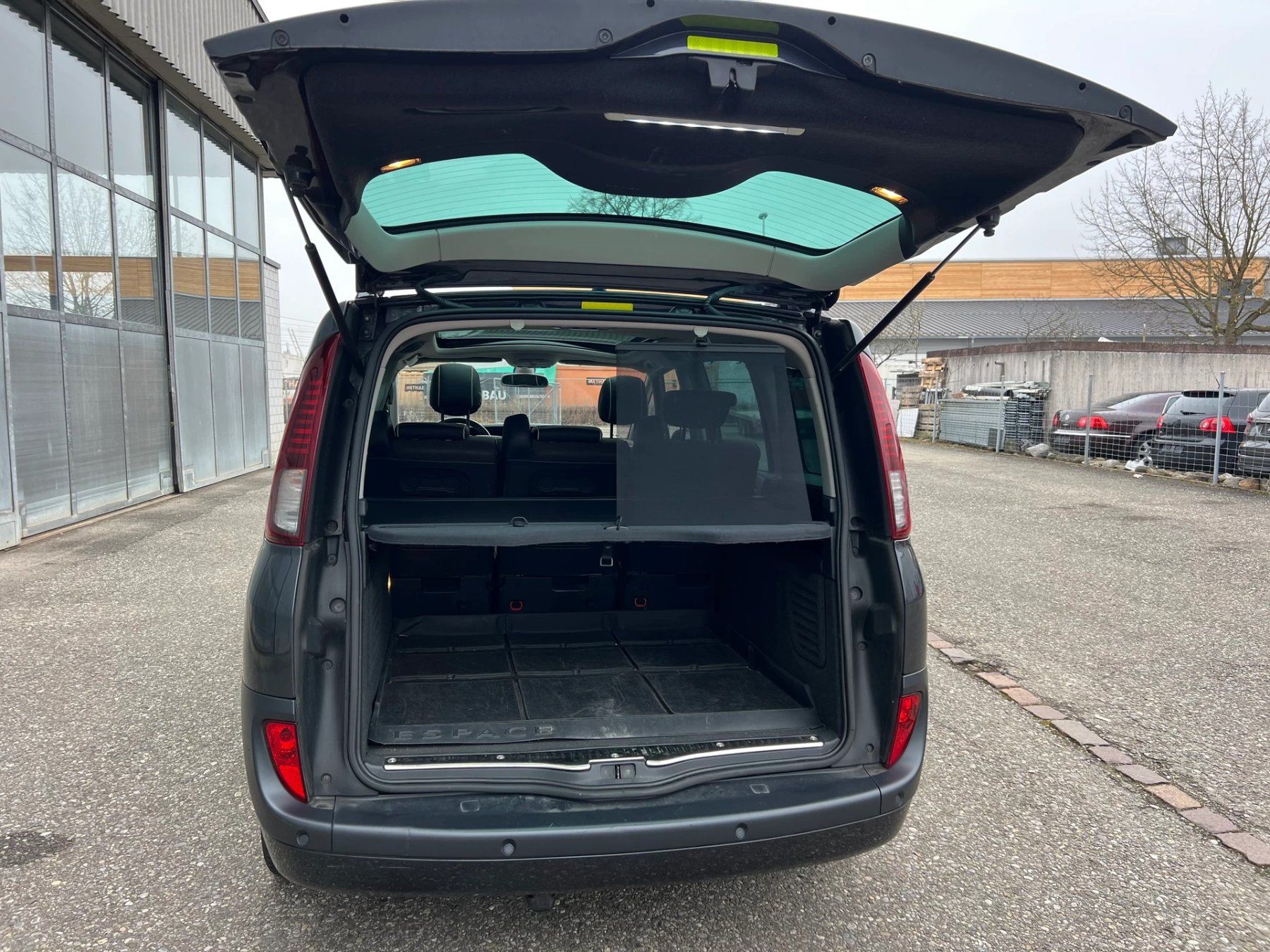 Renault Autos: Renault Grand Espace 2.0 dCi175 Initiale Automatic – Gebraucht aus Rorschacherberg von syncesi 4