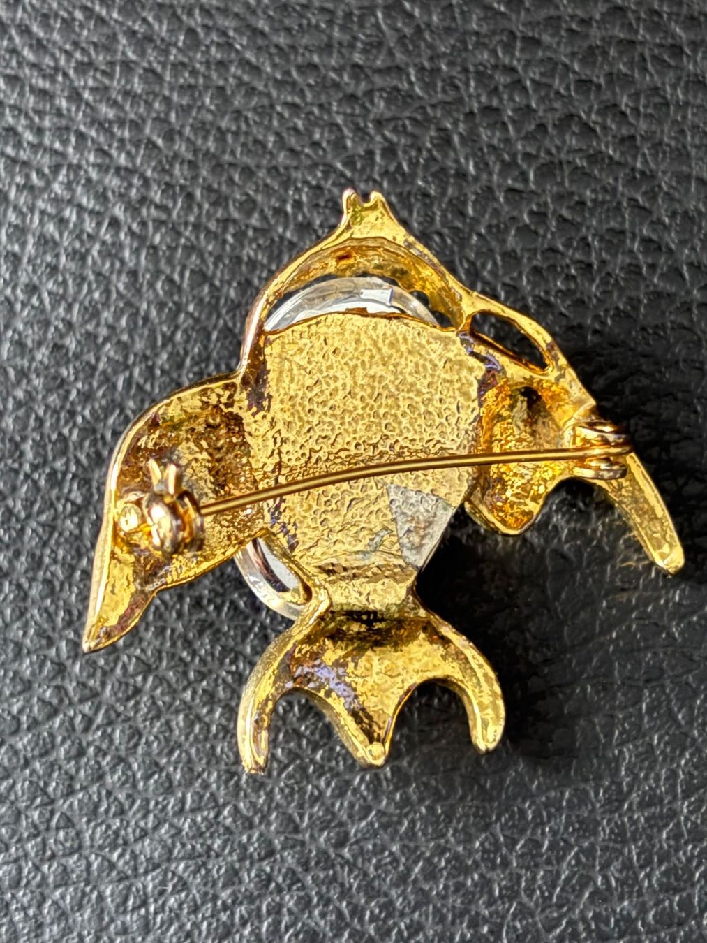 Spille & Fermagli: Broche vintage poisson doré avec strass – Usato da Peseux venduto da CharmeCommerce 3
