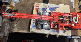 LEGO Technic Kran 42082 aufgebaut mit Anleitung
