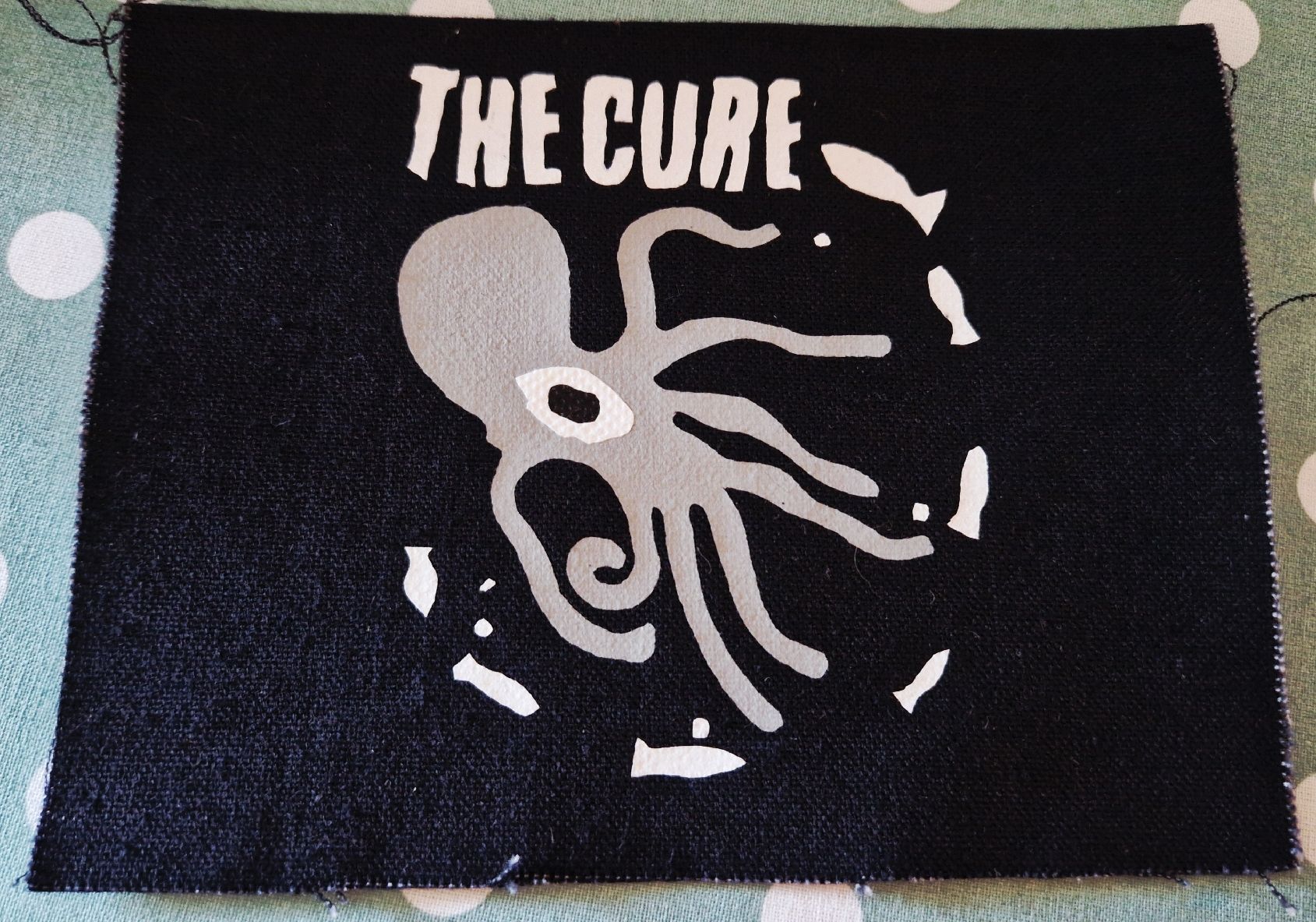 Top: The Cure Patch Octopus Krake Goth Band Merch Post Punk 1985 – Nuovo (secondo la descrizione) da Eglisau venduto da Durango-Eduardo