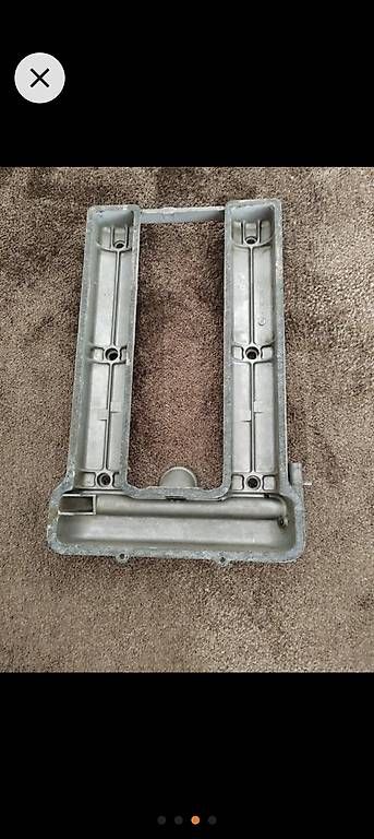 Tutti pezzi di ricambio auto: Alfa Romeo Typ 105, Ventildeckel, Top Zustand, Oldtimer  – Usato da Weinfelden venduto da pha_5hg2 1