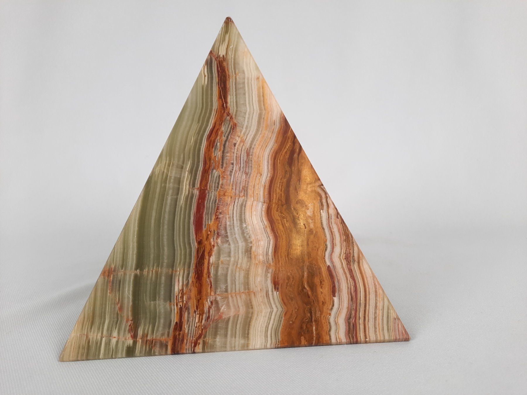 Minéraux & Lithothérapie: Grosse Pyramide – D'occasion à Beinwil am See par Restwert_Beinwil 1
