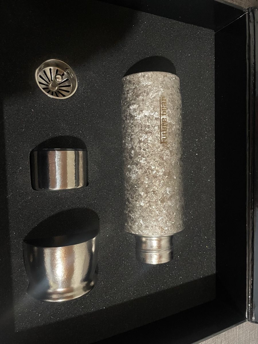 Trinkflaschen & Thermosflaschen: Trinkflasche – Neu und originalverpackt aus Widnau von CatherineR77