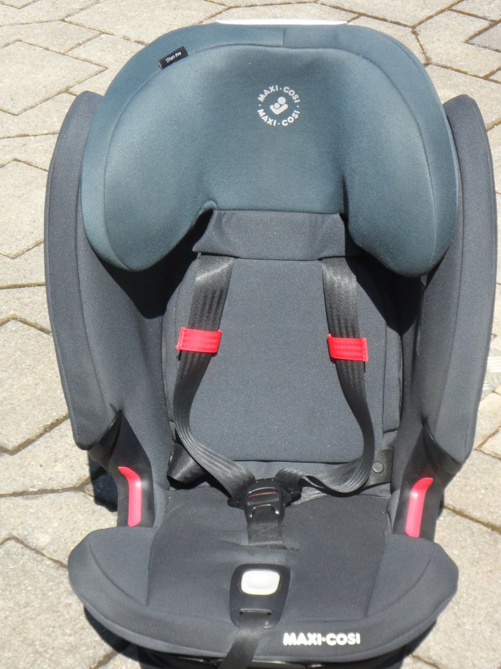 Maxi-Cosi Sièges auto: Maxi-Cosi Titan pro Kindersitz – D'occasion à Gipf-Oberfrick par Peter115