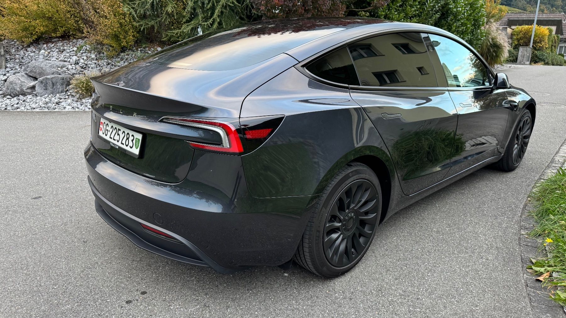 Tesla Automobili: TESLA Model 3 RWD Highland – Usato da Heiligkreuz - Mels venduto da indego 3
