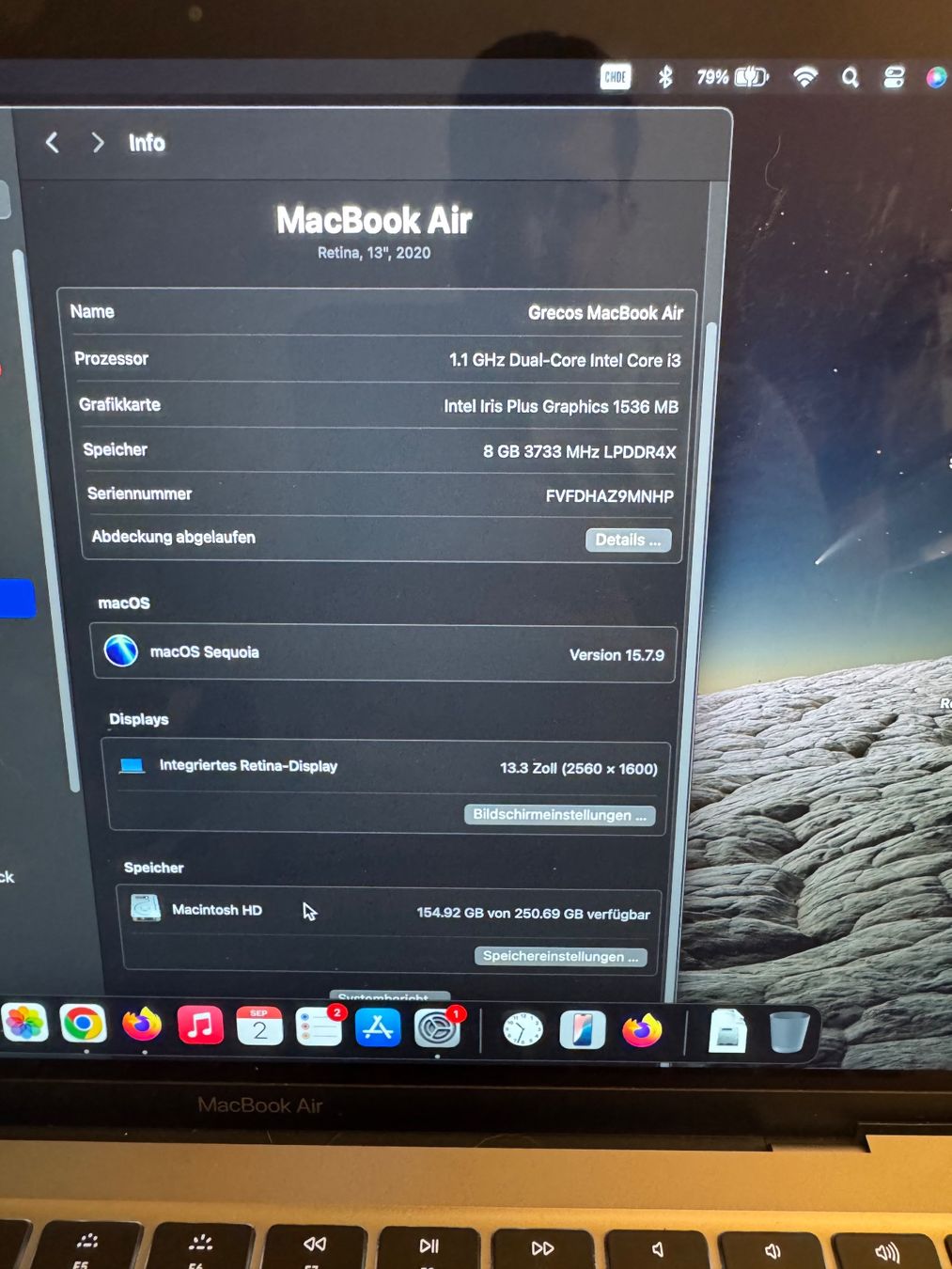 Apple Notebooks: Apple MacBook Air 13" Space Grau mit intel i3 – Gebraucht aus Glarus von gre_7llq 3