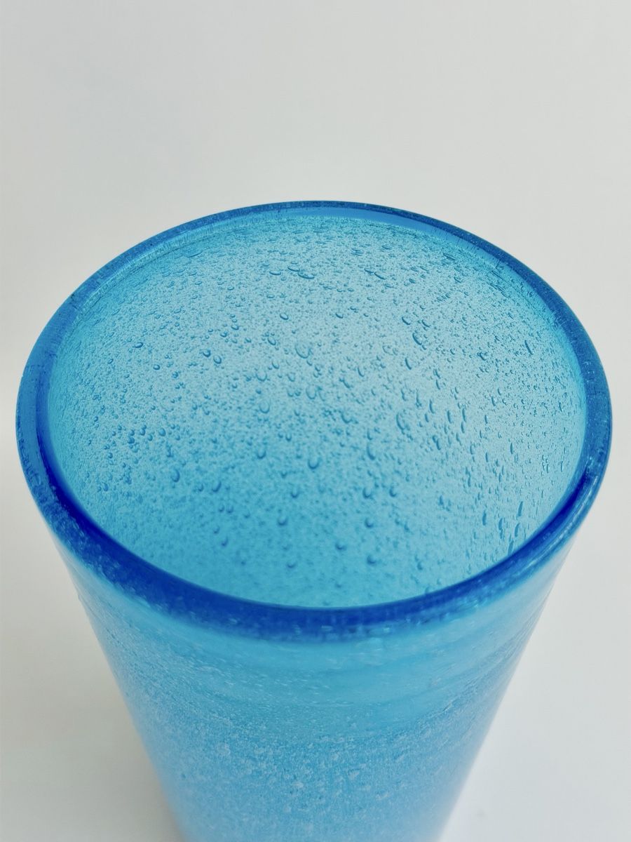 Bicchieri: Verre bleu en verre soufflé bullé. – Usato da Genève venduto da mar_nd6c 2