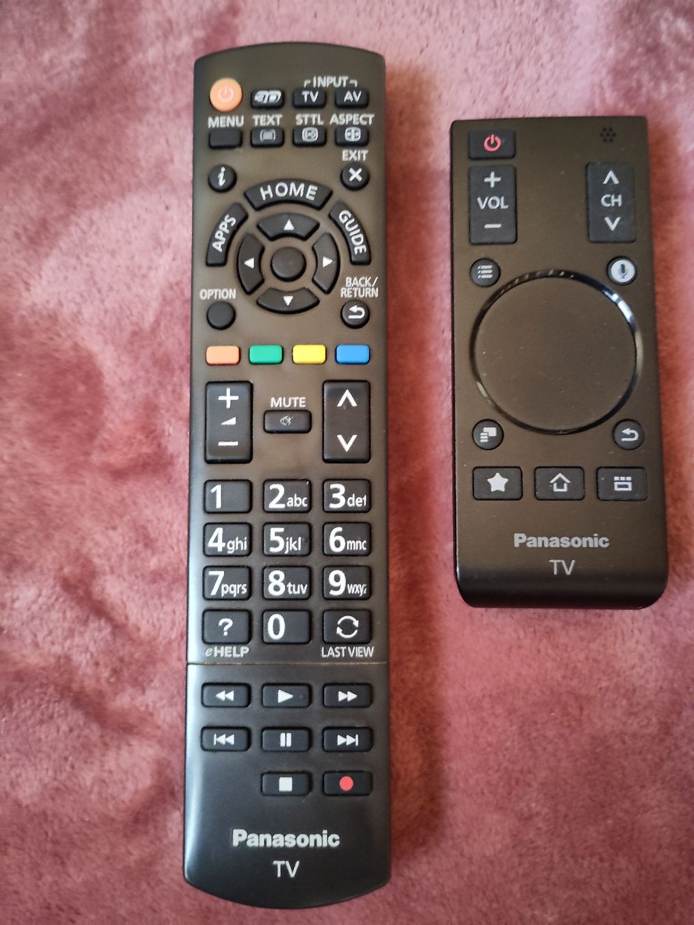 Panasonic Televisori: Panasonic LED TV TX-42ASW754 – Usato da Lanzenhäusern venduto da Kula4